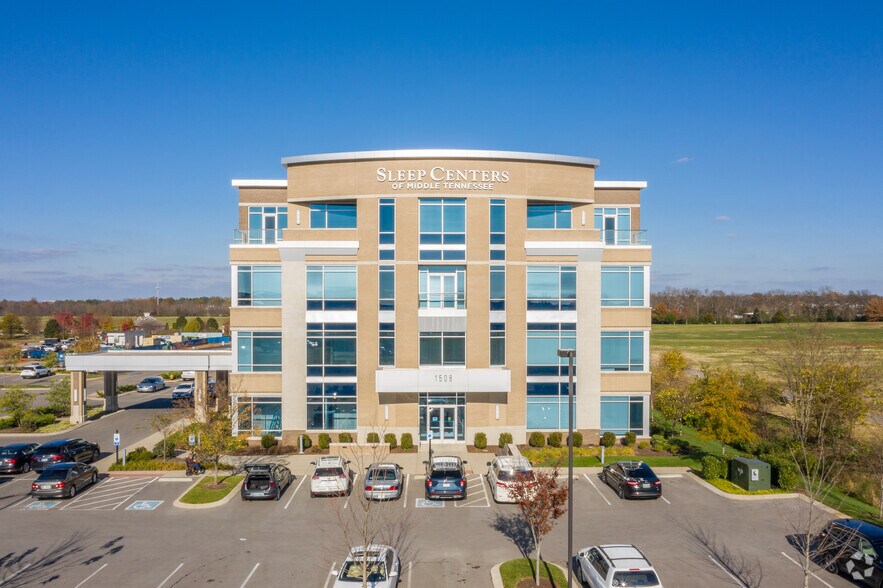 1508 Carl Adams Dr, Murfreesboro, TN à vendre - Photo du bâtiment - Image 3 de 17