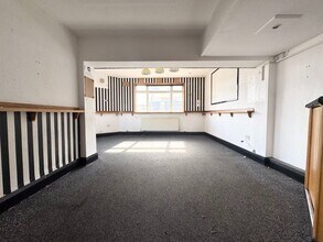 198-208 Freeman St, Grimsby for lease Interior Photo- Image 2 of 5