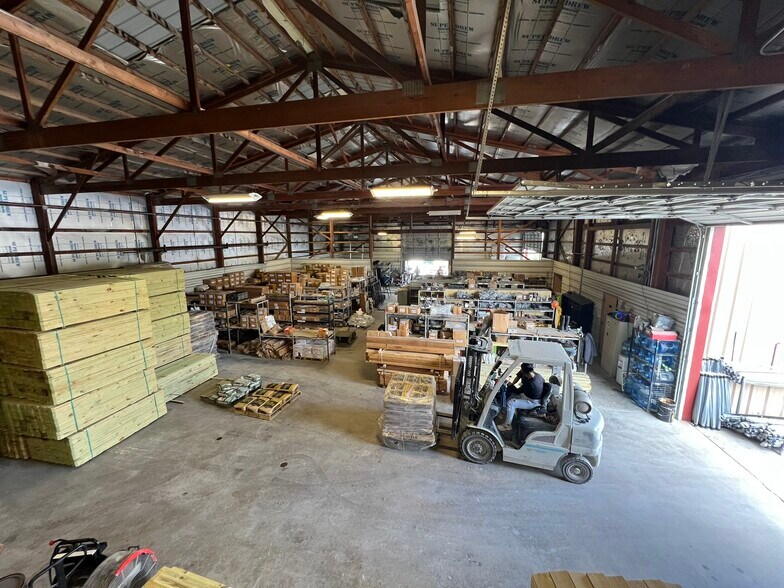 207 W Apple Blossom Ave, Lowell, AR à louer - Photo intérieure - Image 3 de 7