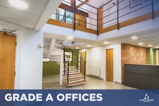 Plus de détails pour New Hall Hey Rd, Rossendale - Coworking à louer