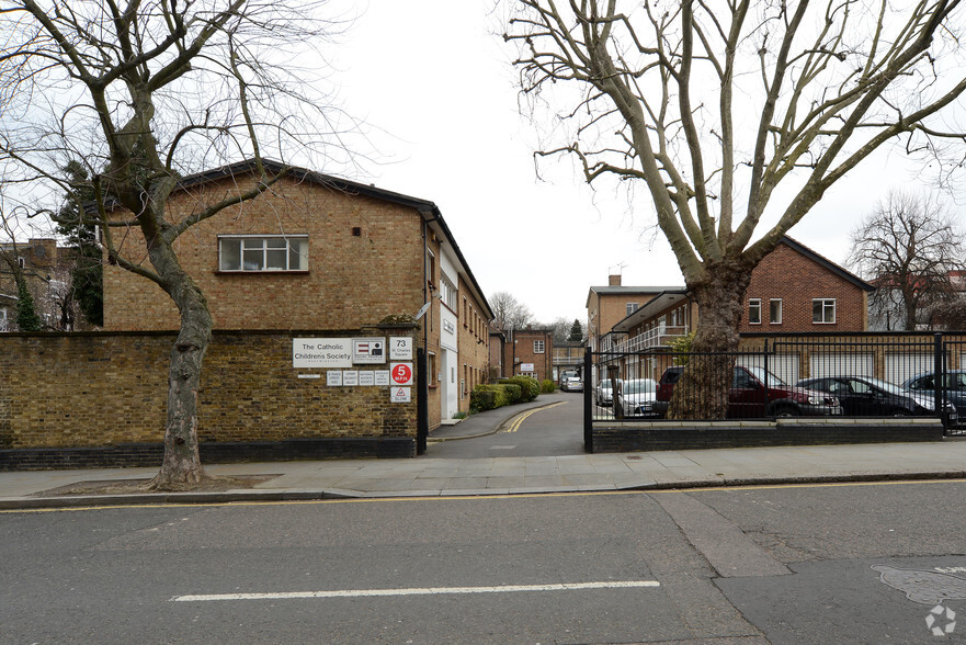 73 St Charles Sq, London for sale - Primary Photo - Image 1 of 1