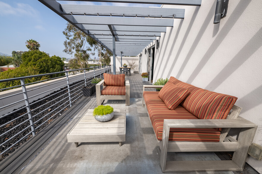 1538 20th St, Santa Monica, CA for lease - Building Photo - Image 2 of 26