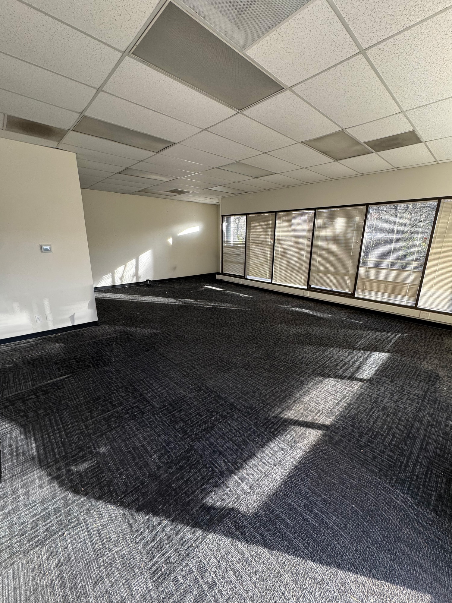 8050 SW Nimbus Ave, Beaverton, OR for lease Interior Photo- Image 1 of 3