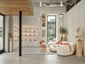 800 S Pacific Coast Hwy, El Segundo, CA for lease Interior Photo- Image 2 of 10