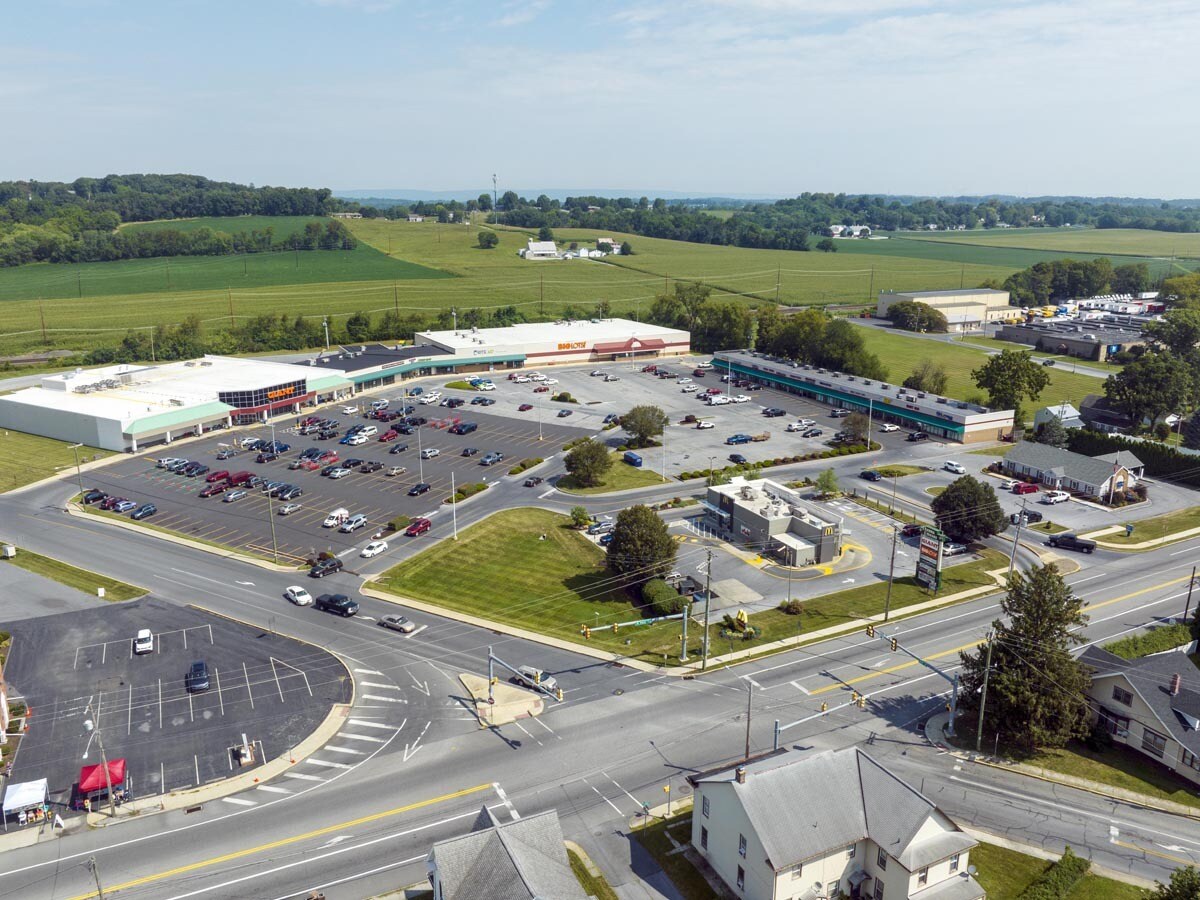 481 W Penn Ave, Cleona, PA à louer Photo du bâtiment- Image 1 de 14