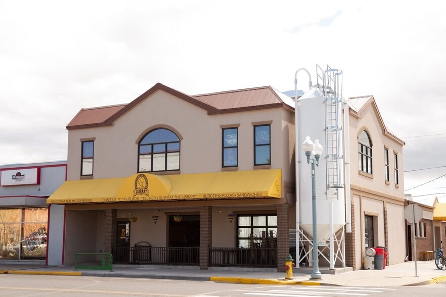 201 E Custer St, Laramie, WY for sale - Building Photo - Image 2 of 8