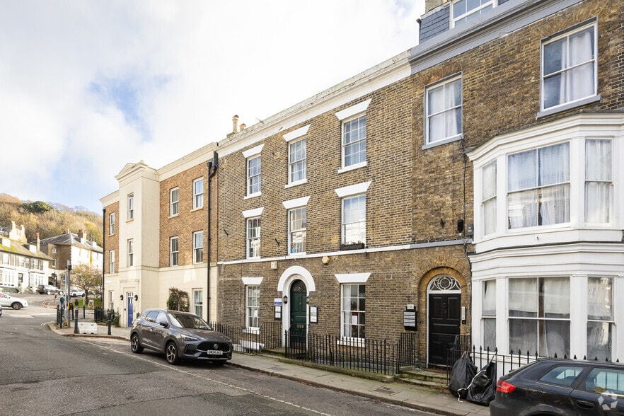 16 Castle St, Dover for lease - Primary Photo - Image 2 of 2