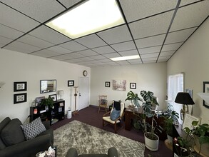 370 Neff Ave, Harrisonburg, VA for lease Interior Photo- Image 2 of 3