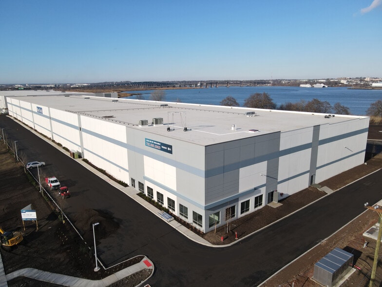 111 Main St, South Amboy, NJ for lease - Building Photo - Image 3 of 8