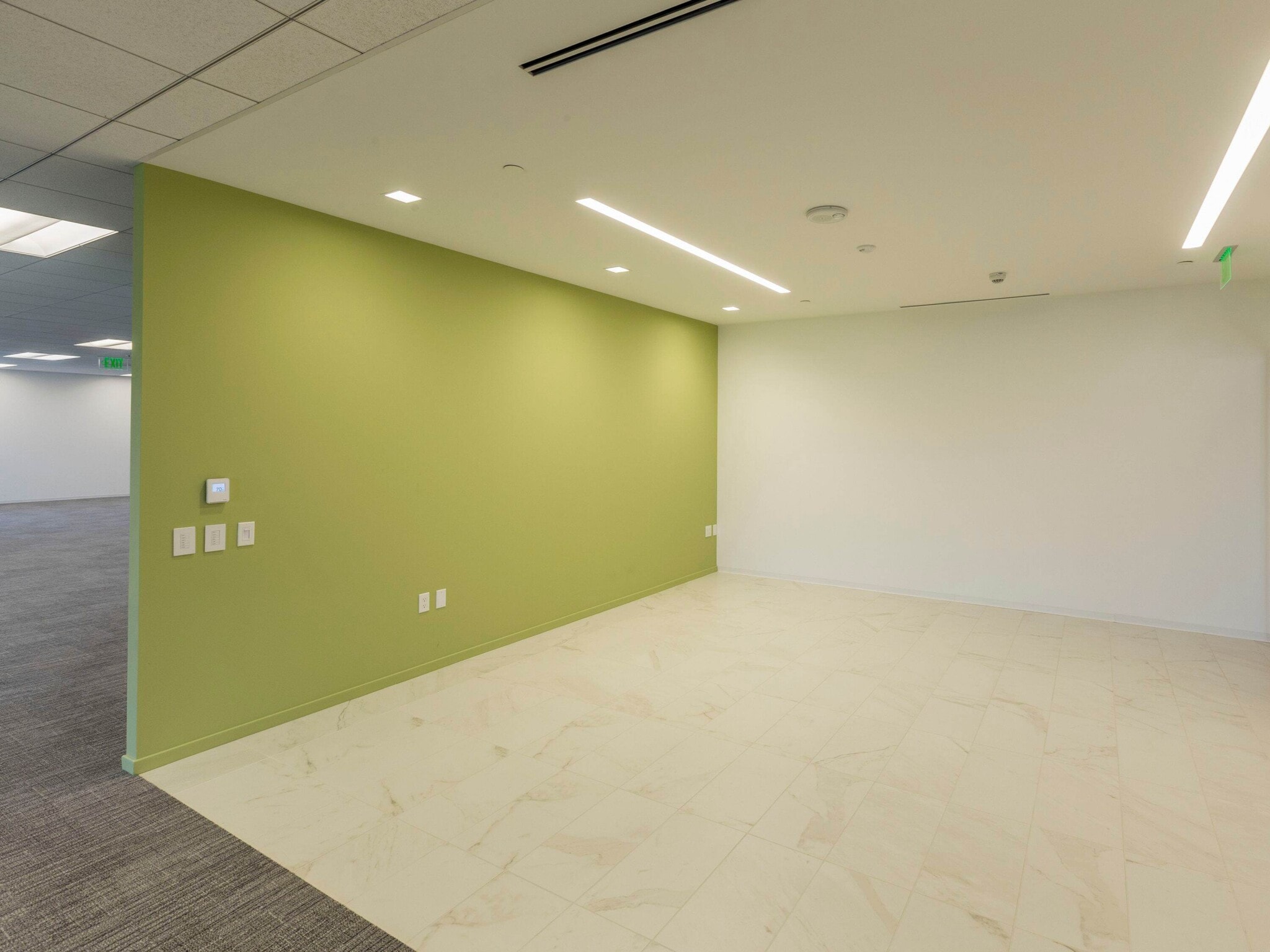 300 Spectrum Center Dr, Irvine, CA for lease Interior Photo- Image 1 of 9