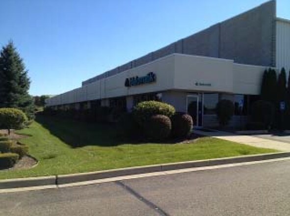 55395-55397 Lyon Industrial Dr, New Hudson, MI à louer - Photo du bâtiment - Image 3 de 5