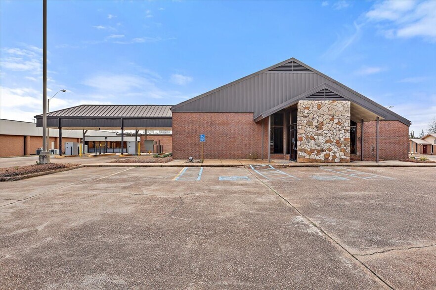 101 Office Park Dr, Brandon, MS à louer - Photo du bâtiment - Image 3 de 16