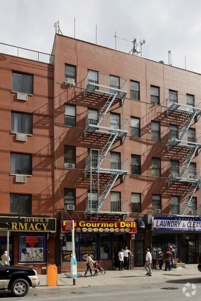 1980 2nd Ave, New York, NY for sale - Building Photo - Image 2 of 11