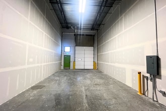 5718 W 3500 South, West Valley, UT for lease Interior Photo- Image 1 of 3