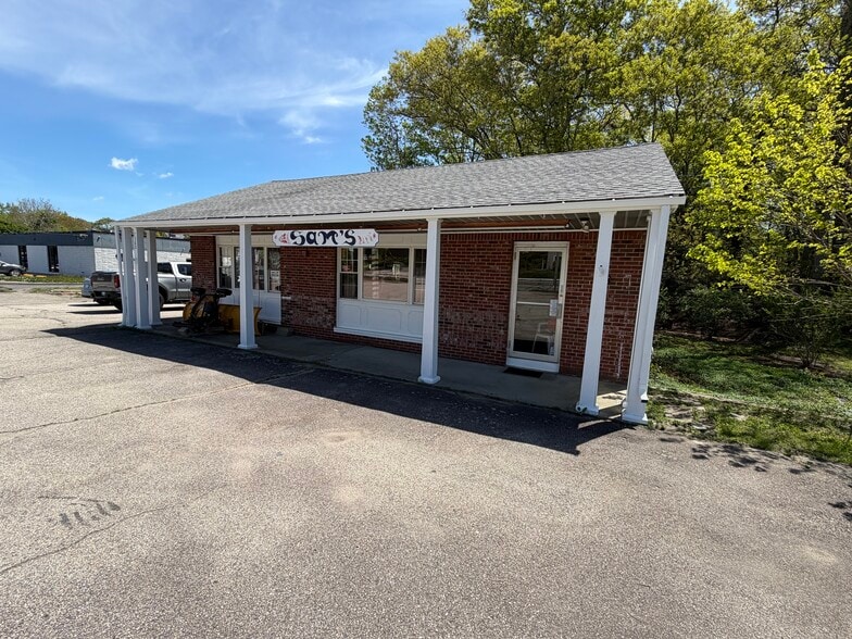 7560 Post Rd, North Kingstown, RI for sale - Building Photo - Image 2 of 5