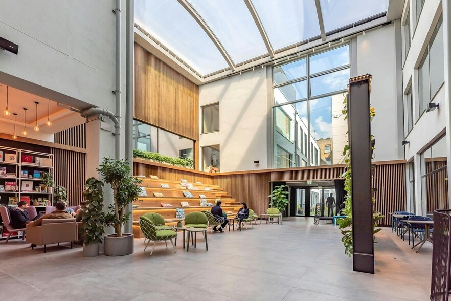 35-41 Folgate St, London for lease - Building Photo - Image 3 of 9