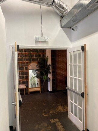 Plus de détails pour 5503-5505 Reisterstown Rd, Baltimore, MD - Commerce de détail à louer