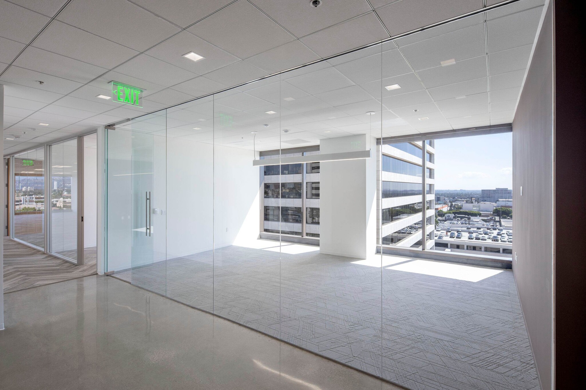 11150 Santa Monica Blvd, Los Angeles, CA for lease Interior Photo- Image 1 of 5