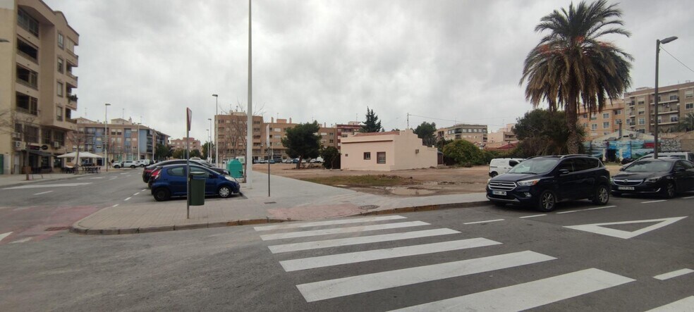 Carrer la Palmera, 8, Elche, Alicante for sale - Primary Photo - Image 1 of 6