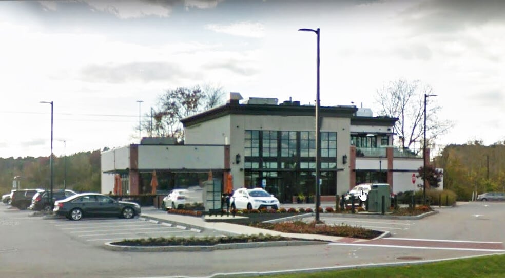 90-92 Middlesex Tpke, Burlington, MA for lease - Building Photo - Image 3 of 5