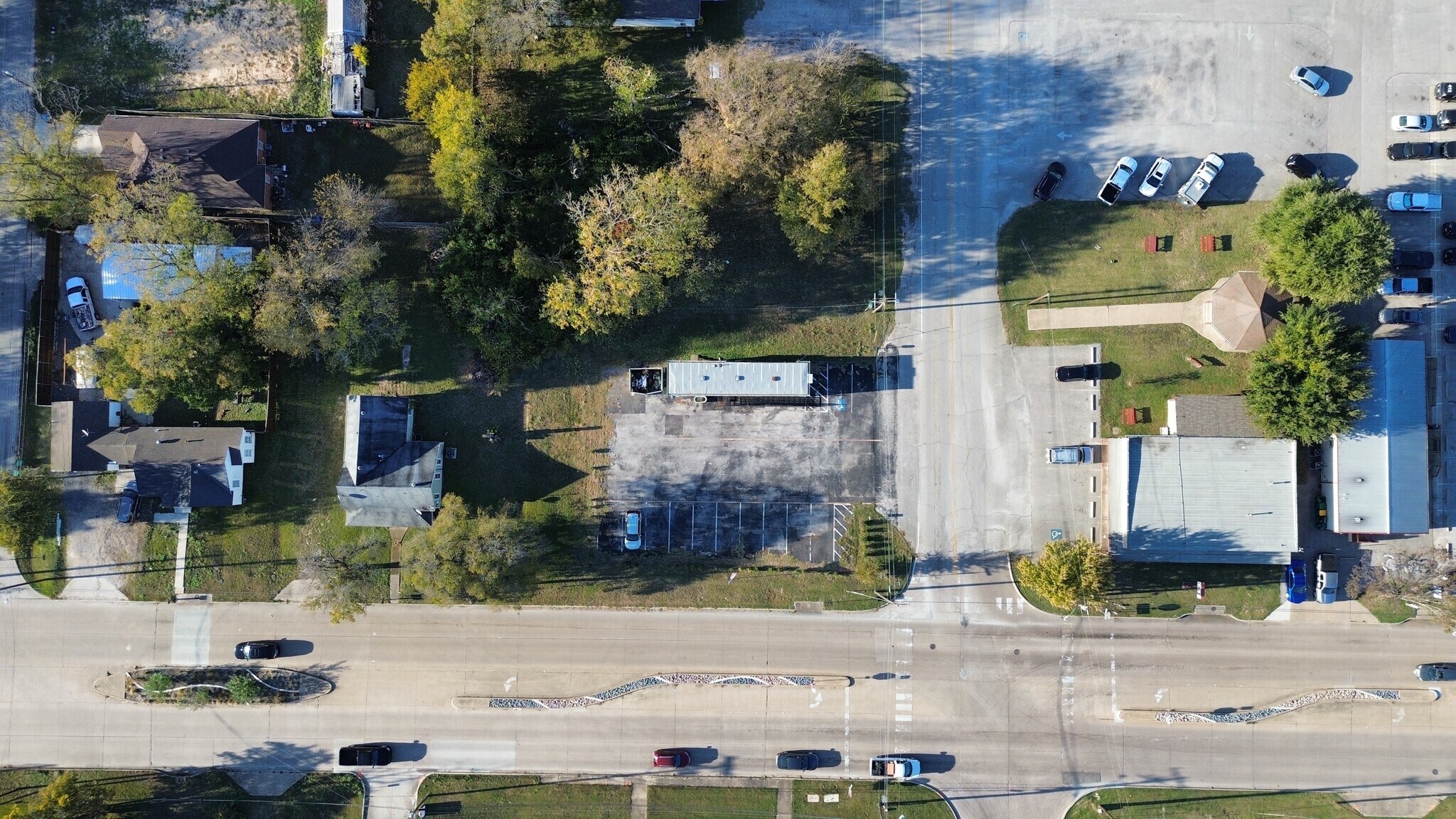 101 N Dallas Ave, Wilmer, TX à vendre Aérien- Image 1 de 3