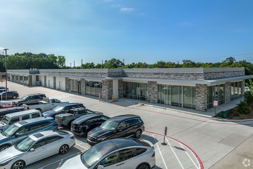 17110 House Hahl Rd, Cypress, TX à louer - Photo du bâtiment - Image 2 de 4