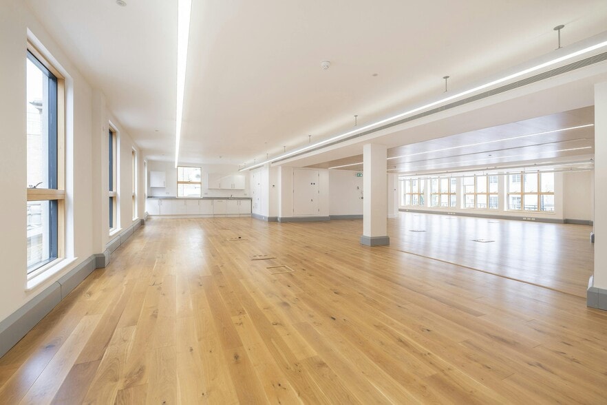 Kew Rd, Richmond à louer - Photo du bâtiment - Image 3 de 9