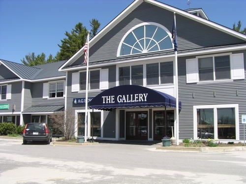 276 Newport Rd, New London, NH à vendre - Photo du bâtiment - Image 2 de 2