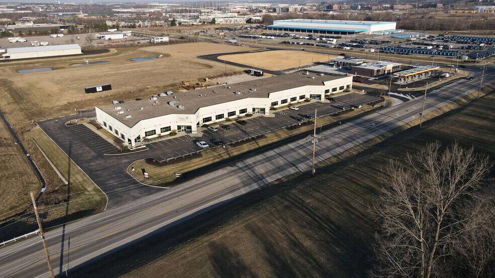 9669-9685 Cincinnati Dayton Rd, West Chester, OH à louer - Photo du bâtiment - Image 2 de 7