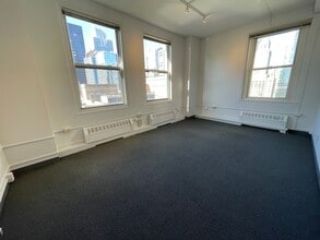 111 N Wabash Ave, Chicago, IL for sale Interior Photo- Image 2 of 14