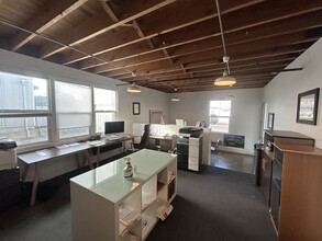 2805 Canon St, San Diego, CA for lease Interior Photo- Image 1 of 4