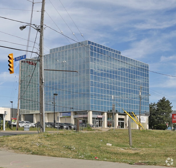 1000 Finch Ave W, Toronto, ON for lease - Building Photo - Image 2 of 10