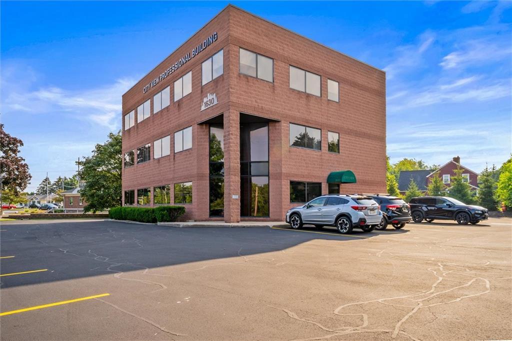 1630 Empire Blvd, Webster, NY à vendre Photo du bâtiment- Image 1 de 39