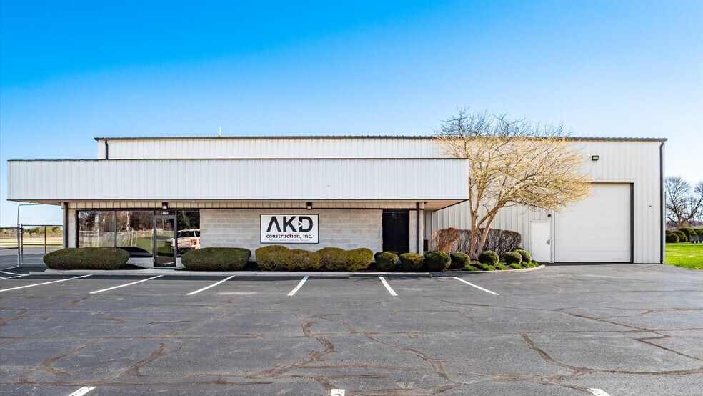 300 Heath Rd, Heath, OH à vendre - Photo du bâtiment - Image 2 de 48