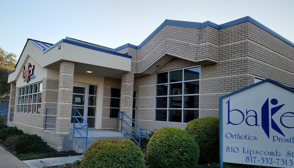 810 Lipscomb St, Fort Worth, TX à louer - Photo du bâtiment - Image 2 de 12