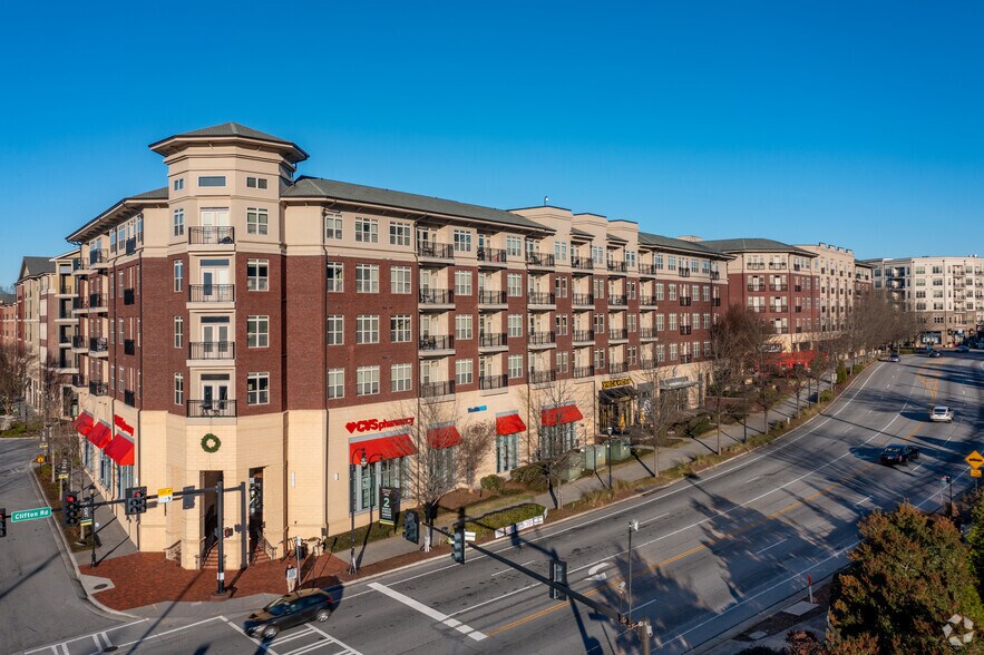 855 Emory Point Dr, Atlanta, GA à louer - Photo du bâtiment - Image 1 de 31