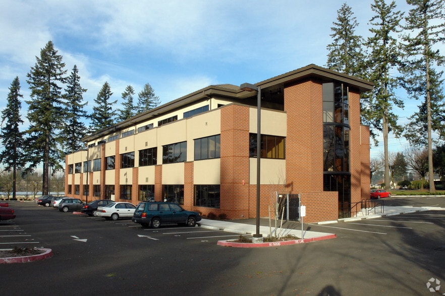 11201 NE 9th St, Vancouver, WA for lease - Building Photo - Image 1 of 1