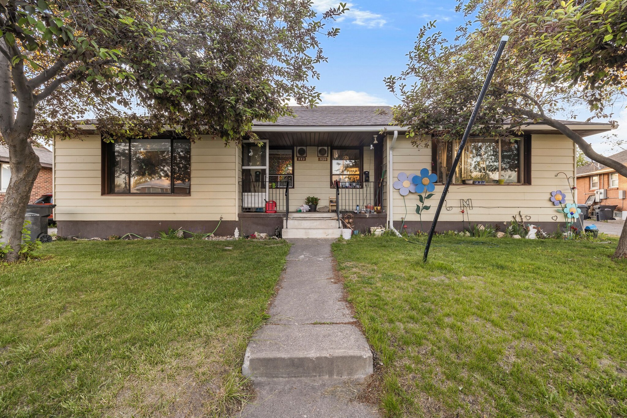 530-532 Holbrook Dr, Idaho Falls, ID for sale Primary Photo- Image 1 of 3