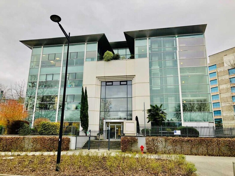 3/8 Boulevard Des Chênes, Guyancourt à louer - Photo du bâtiment - Image 1 de 1