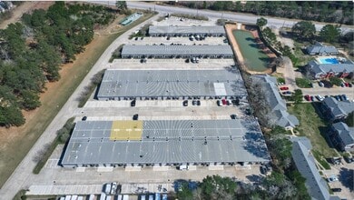 1300 S Frazier St, Conroe, TX for lease Interior Photo- Image 2 of 25