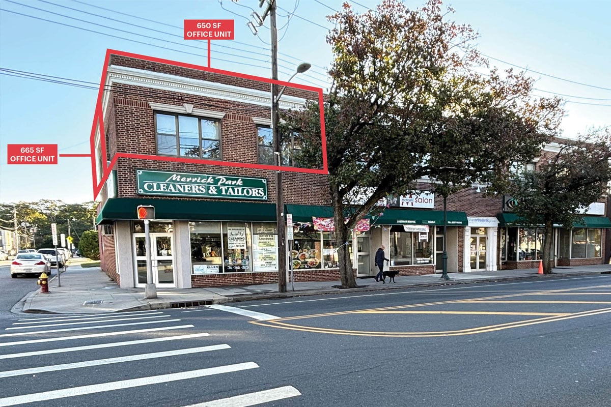 28-36 Merrick Ave, Merrick, NY for lease Primary Photo- Image 1 of 3