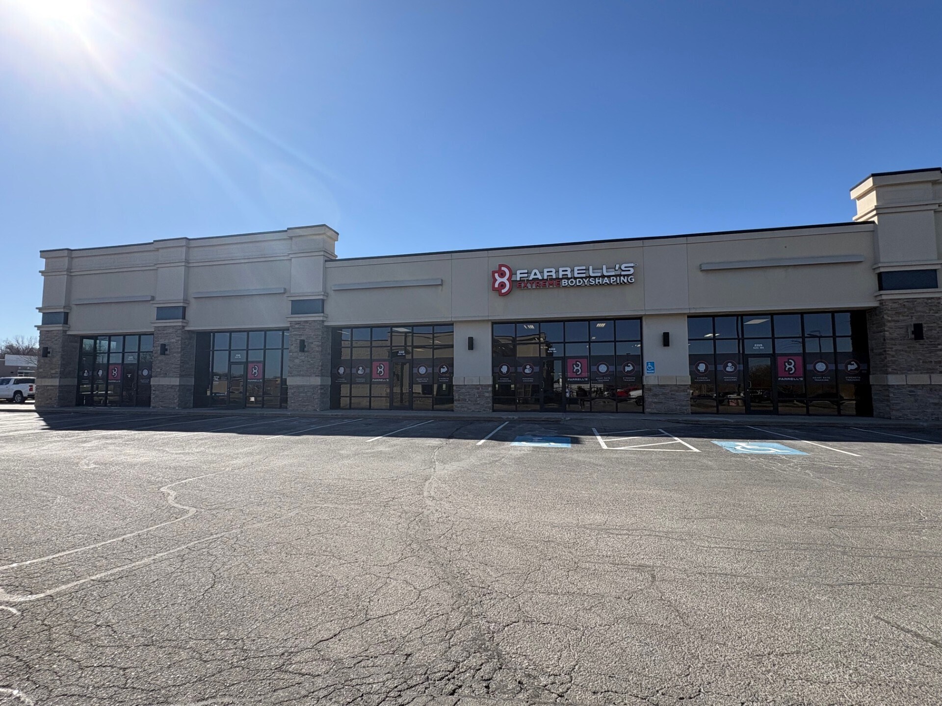 2219 Capehart Rd, Bellevue, NE for lease Interior Photo- Image 1 of 5