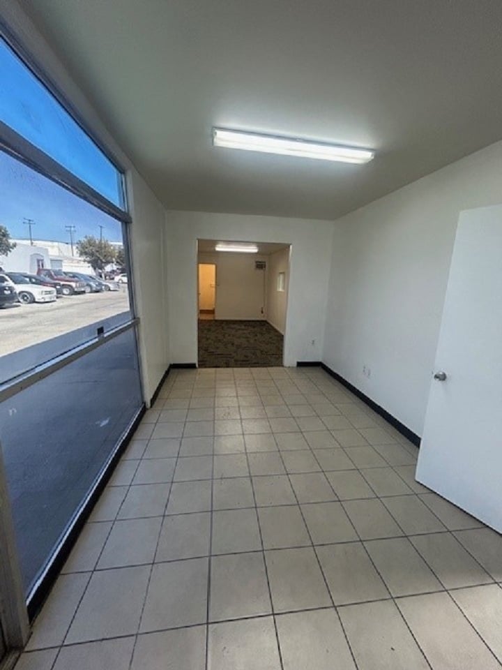 1020-1030 S Cypress St, La Habra, CA for lease Interior Photo- Image 1 of 7