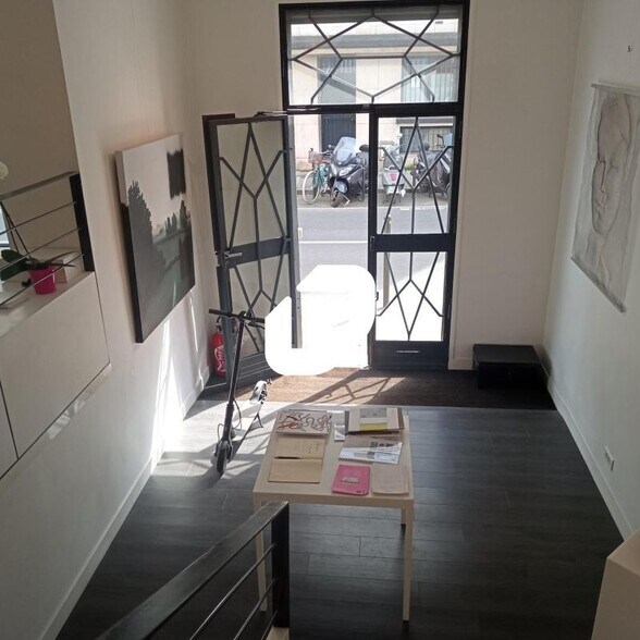 Office in Boulogne-Billancourt for lease - Building Photo - Image 2 of 10