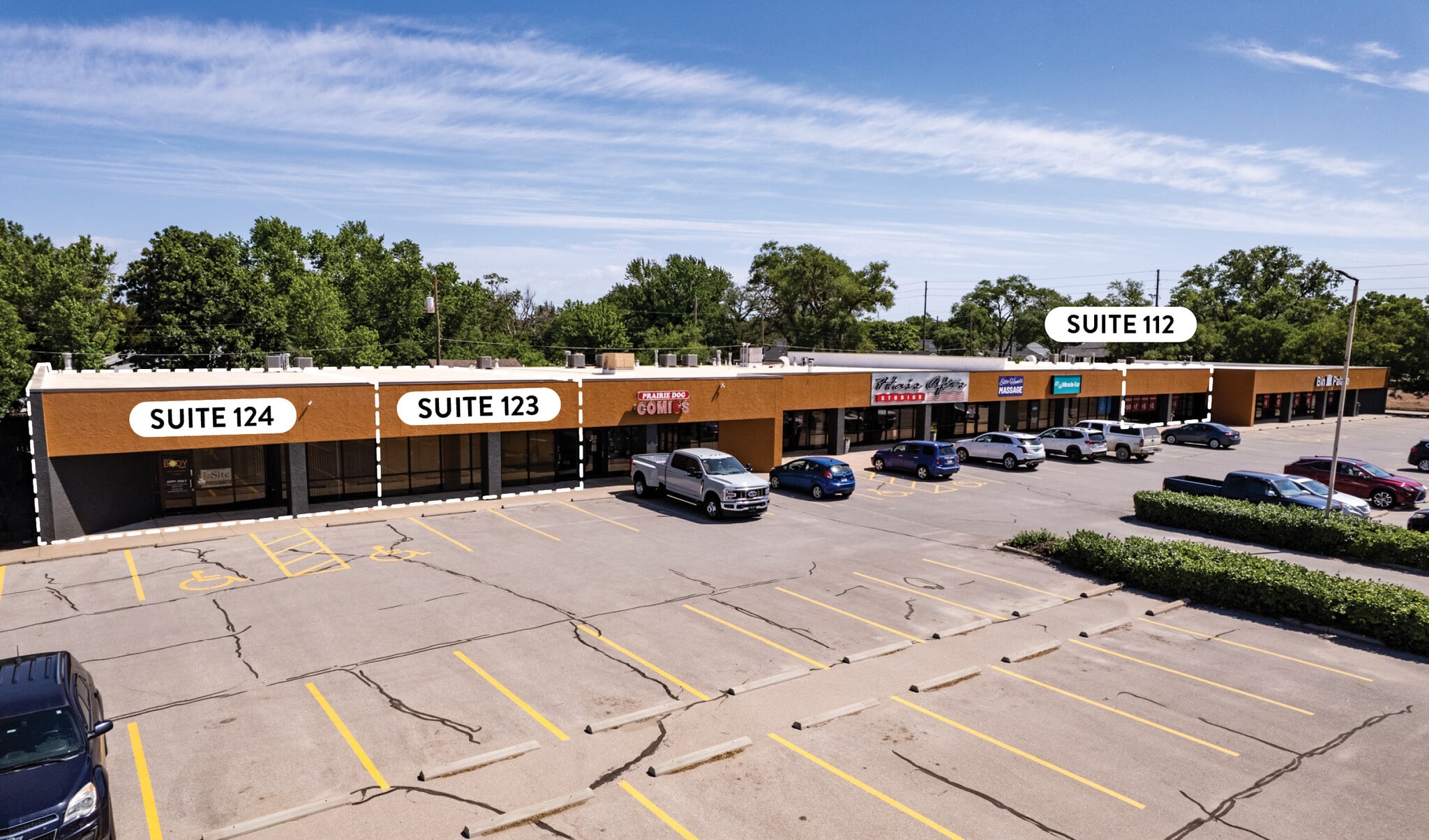 4800 W Maple St, Wichita, KS for lease Interior Photo- Image 1 of 19