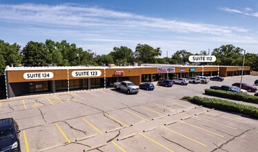 4800 W Maple St, Wichita, KS for lease Interior Photo- Image 1 of 19