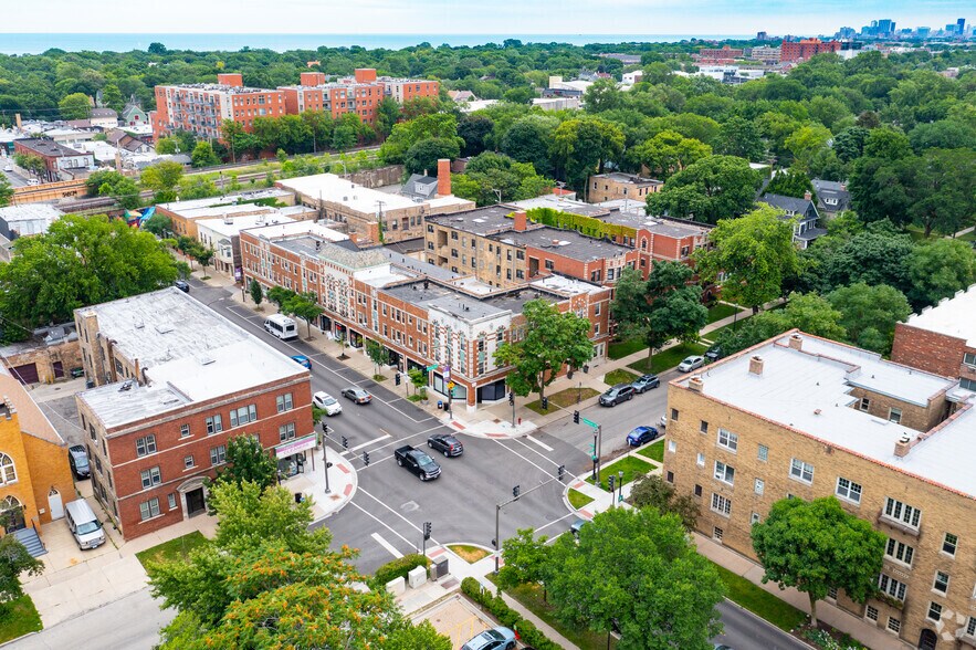 810-832 Dempster St, Evanston, IL for lease - Building Photo - Image 2 of 5