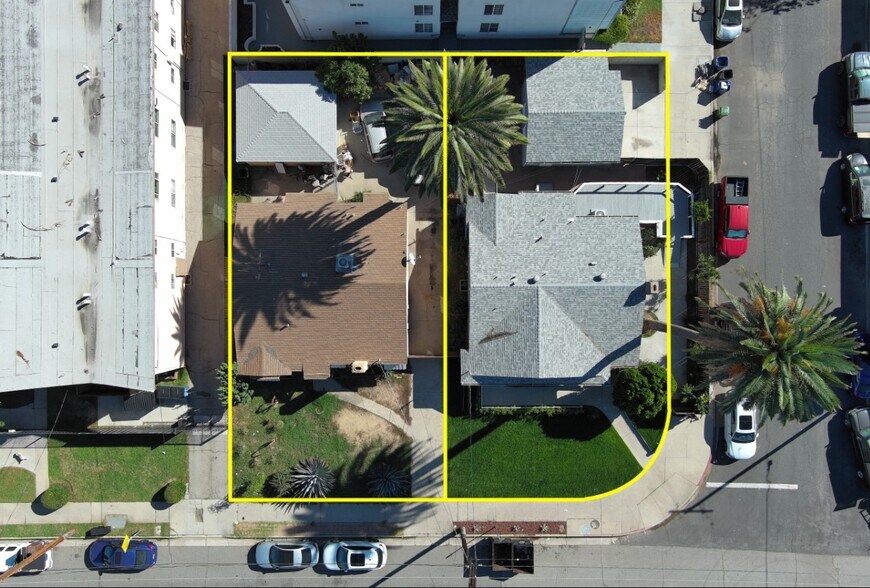 Prime Van Nuys Opportunity portefeuille de 2 propriétés à vendre sur LoopNet.ca - Photo du bâtiment - Image 2 de 6