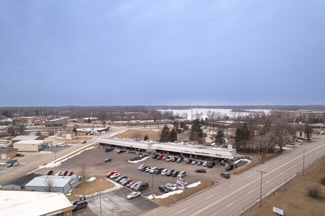 More details for 210-216 N Milwaukee Ave, Lake Villa, IL - Retail for Lease