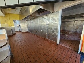 2000-2276 S Atlantic Blvd, Monterey Park, CA for lease Interior Photo- Image 2 of 3